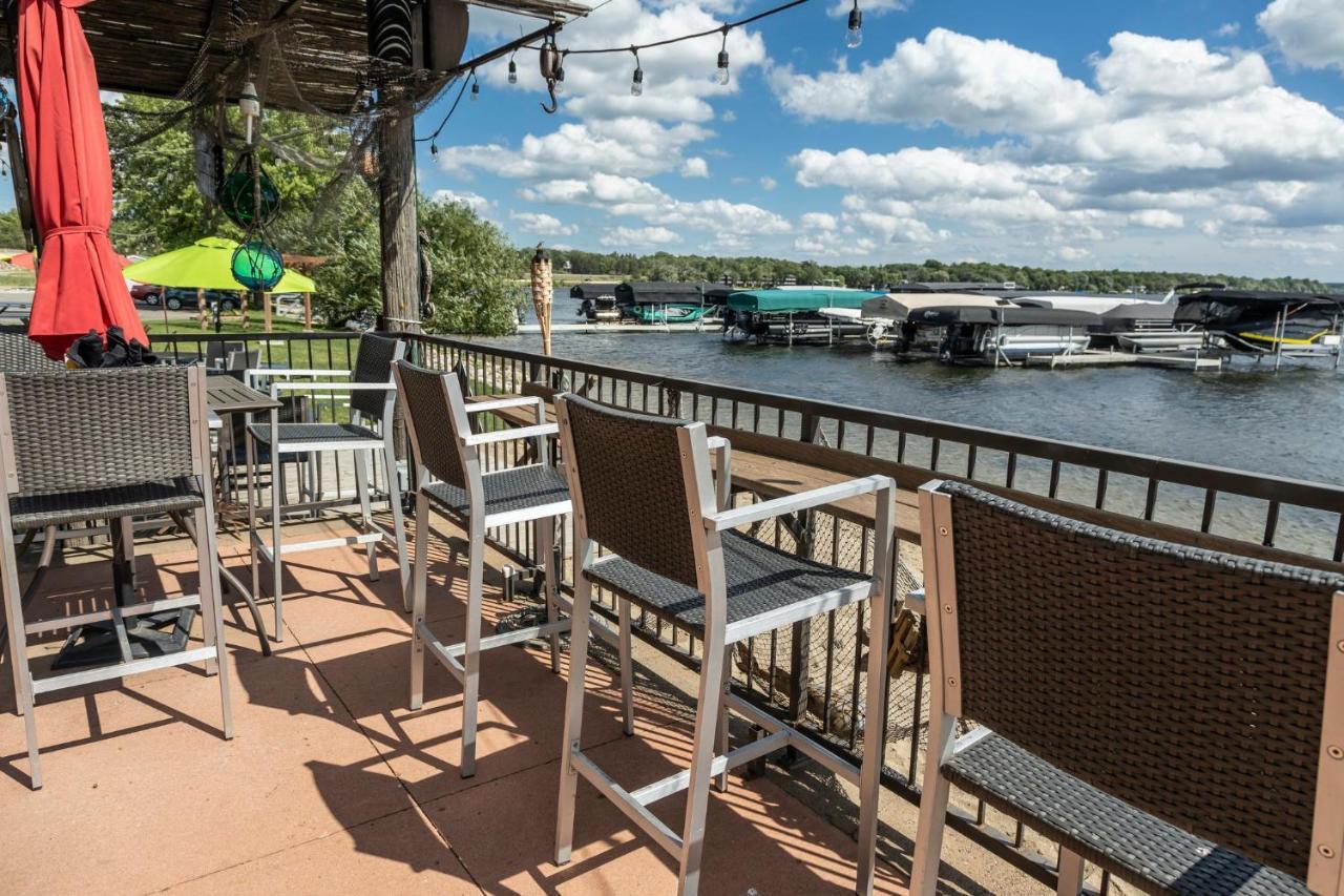 Holiday Inn Detroit Lakes By Ihg Εξωτερικό φωτογραφία