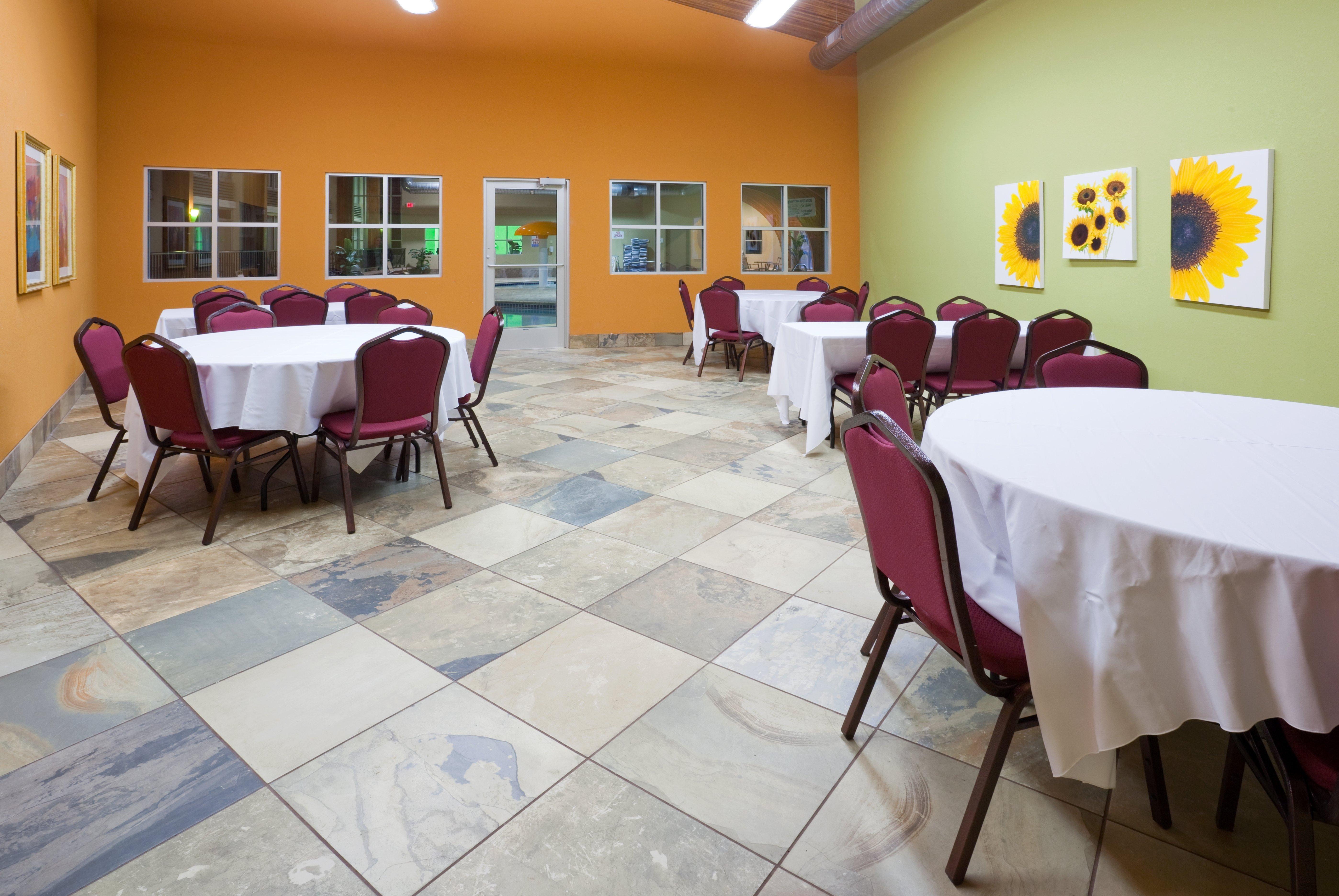 Holiday Inn Detroit Lakes By Ihg Εξωτερικό φωτογραφία