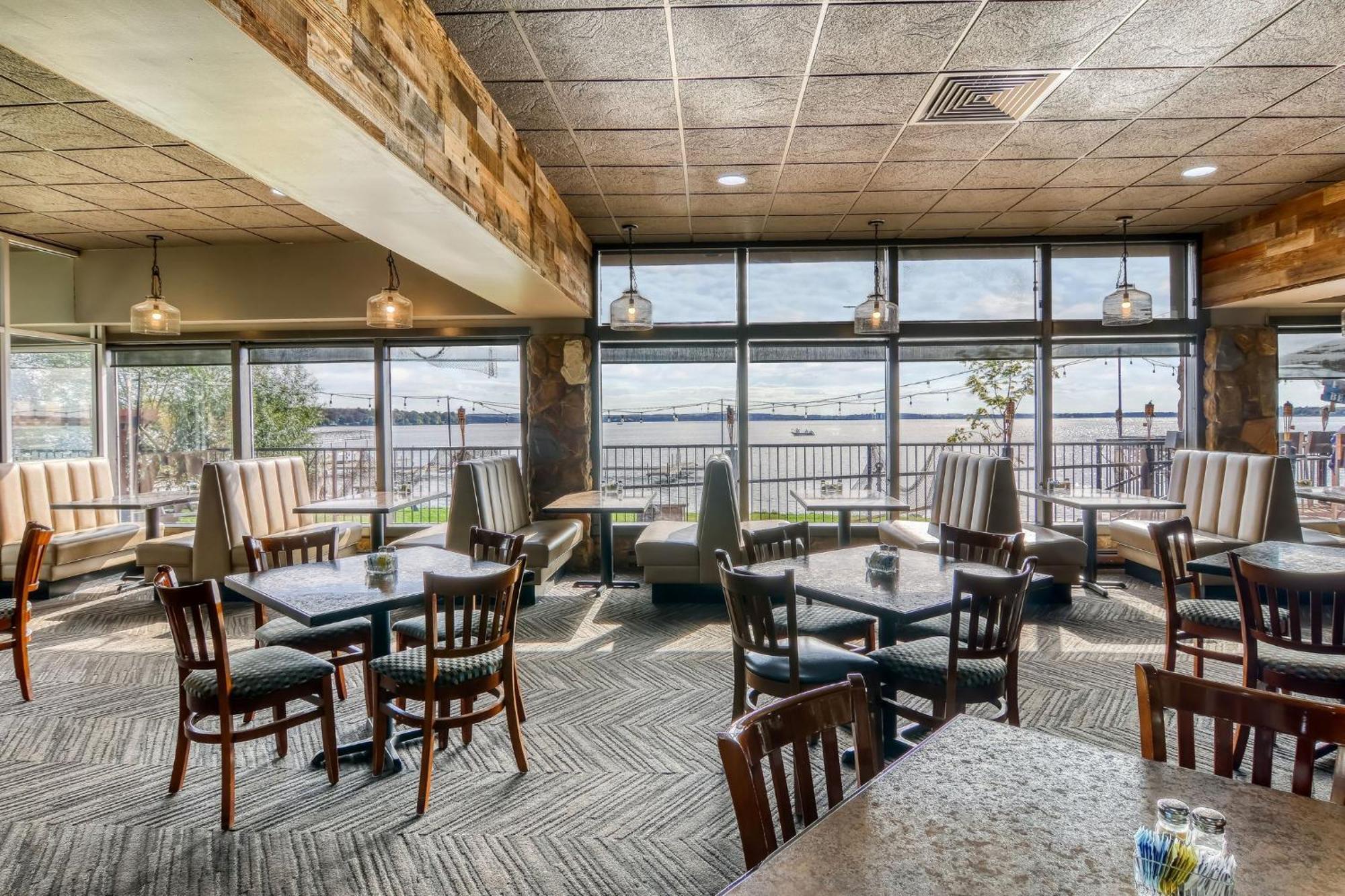 Holiday Inn Detroit Lakes By Ihg Εξωτερικό φωτογραφία